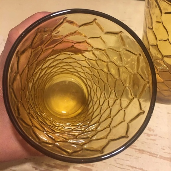 Vintage Anchor Hocking Amber Glass Diamond Scale Pattern Drinking Cups Tumblers - Picture 6 of 7